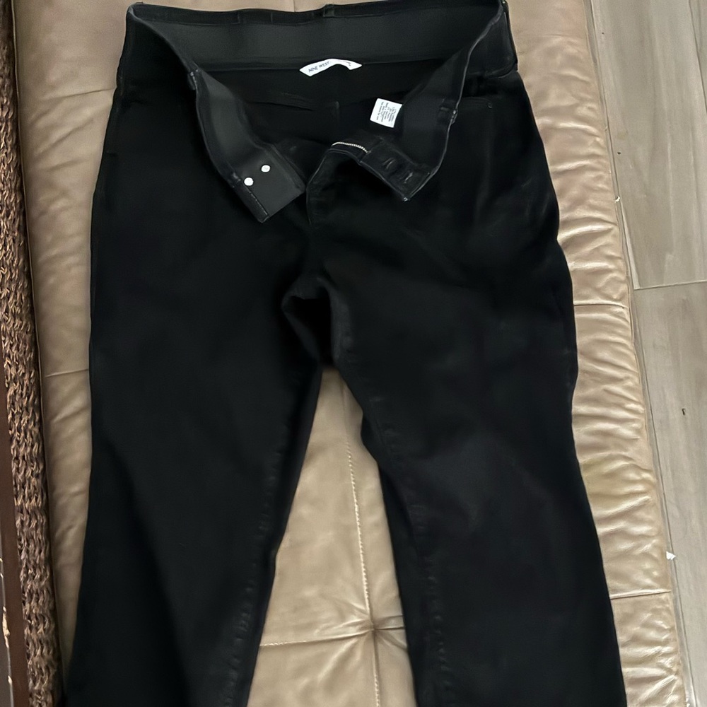 Nine West Women's Classic Black Skinny Jeans